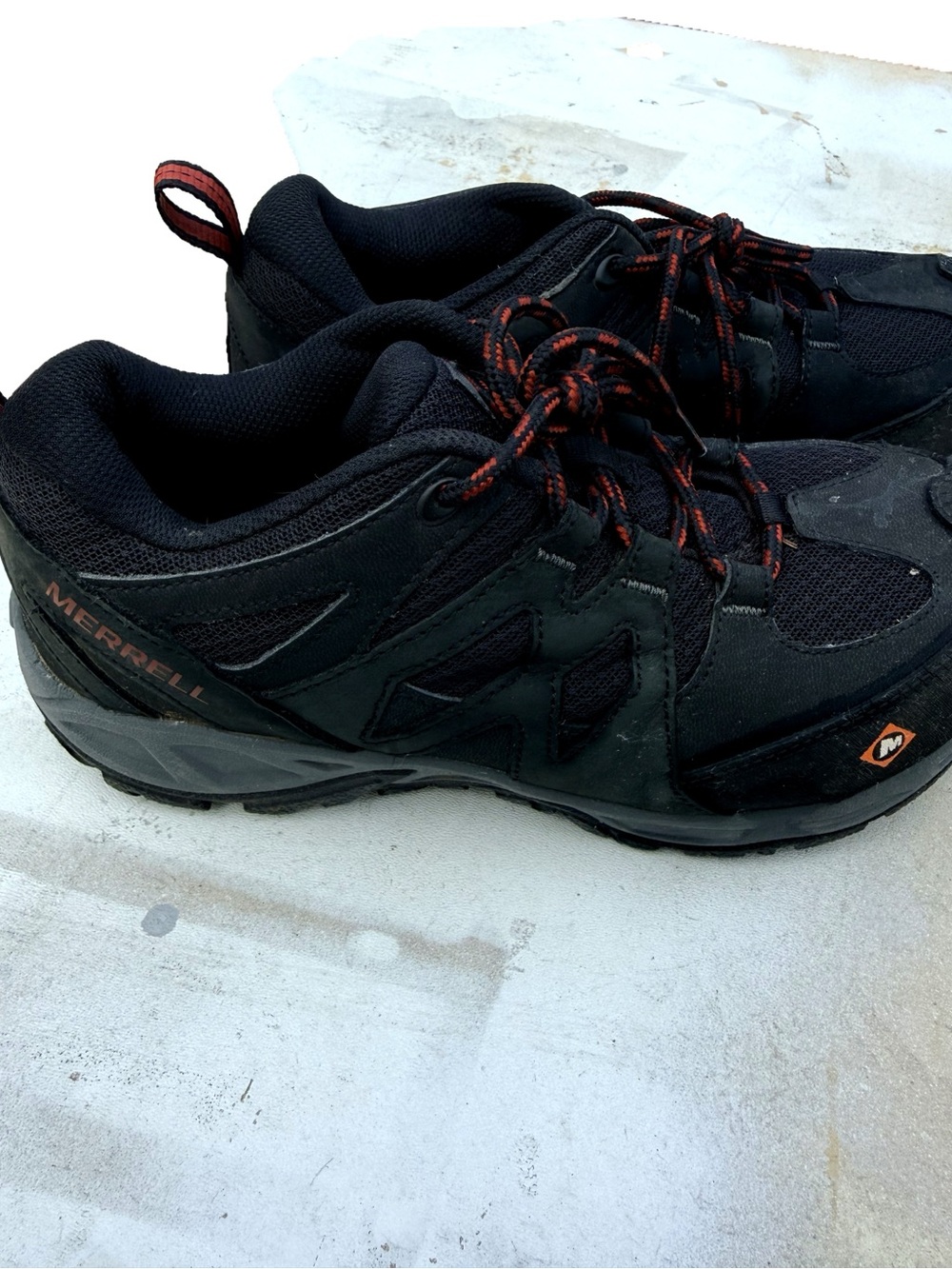 Merrell Women's Siren Alloy Toe Work Safety Slip Resistant Shoe Black Size 6